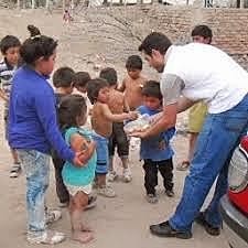 ayudar a los niños pobres