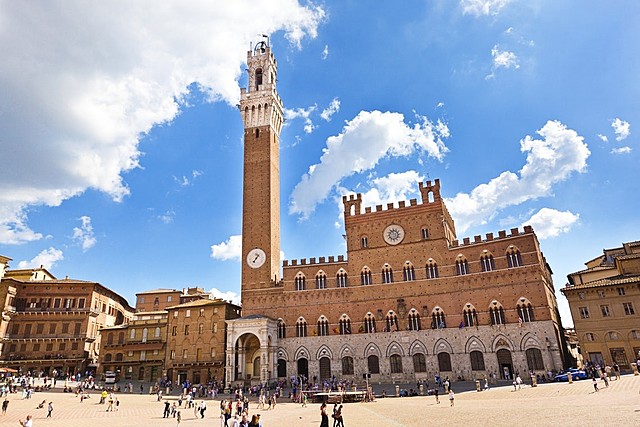 Universidad de Siena, Italia