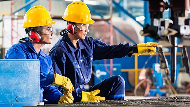 Siglo XX A la par de todos los avances técnicos que hicieron posible el paso al siglo XX con la masificación de las fuentes de energía eléctrica o termodinámica