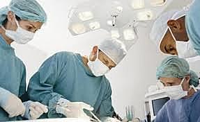 Robots a lo largo de la historia médica