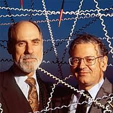 1974. Vint Cerf y Kahn publican su propuesta para un protocolo de comunicación, el TCP/IP.