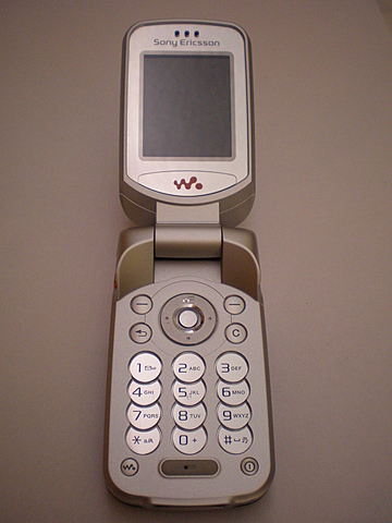 celular:sony ericsson
