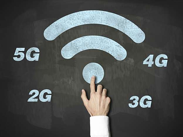 Aumenta de forma masiva los suscriptores de redes 3G y se logra alcanzar una cantidad de 295 millones suscriptores.