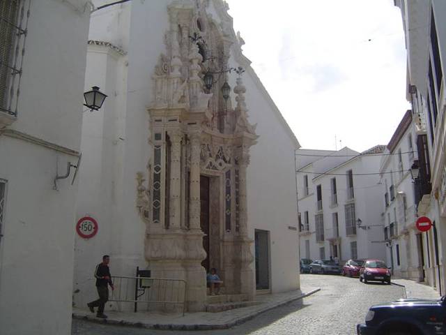 Portada iglesia del Carmen de Estepa