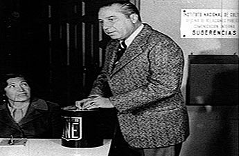 Morales Bermúdez  convoca elecciones