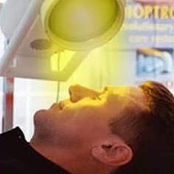 Curación por el tacto