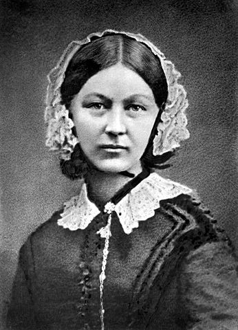 Nace Florence Nightingale