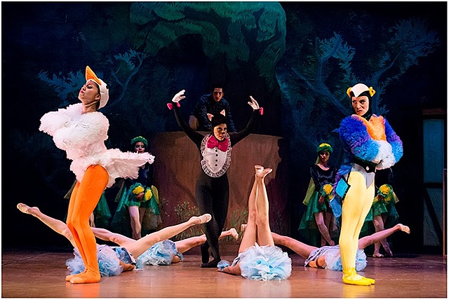 Obra de Ballet "Pedro y el Lobo"