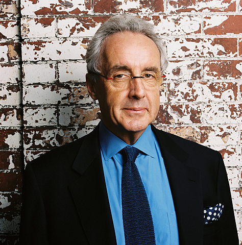 Walter Kiechel III distingue 3 fases en la estrategia.