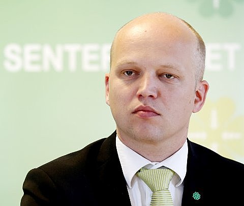 Bondepartiet stiftet (senere kjent som Senterpartiet)