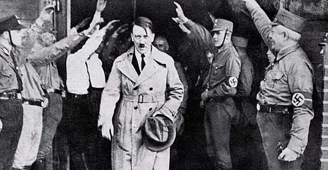Hitler accede al poder