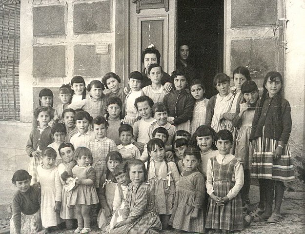 La era de la Institucionalización.