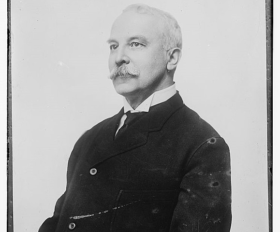 Consejero de líderes de gobierno.