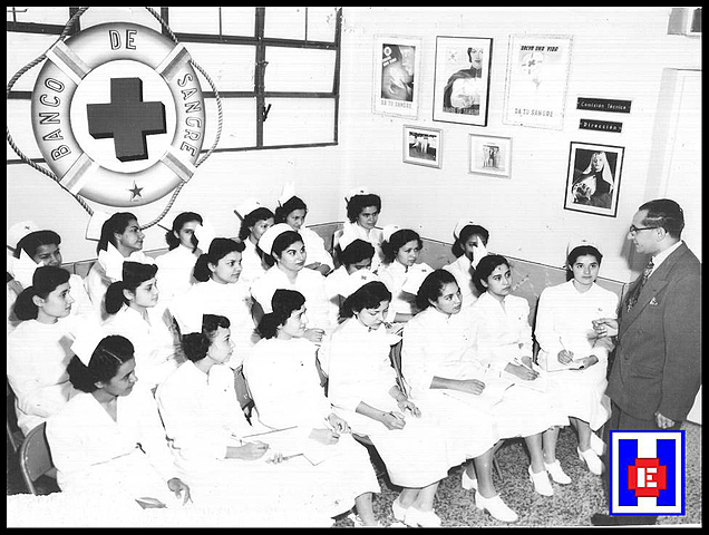 Reestructura del Plan de Estudios