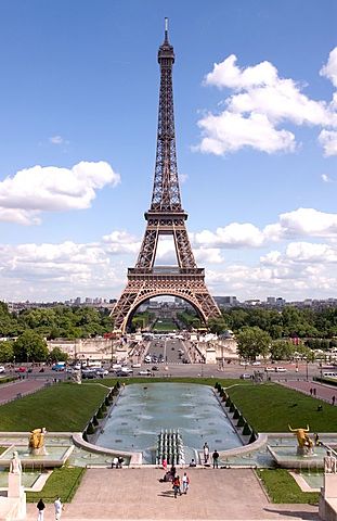 Eröffnung Eiffelturm.