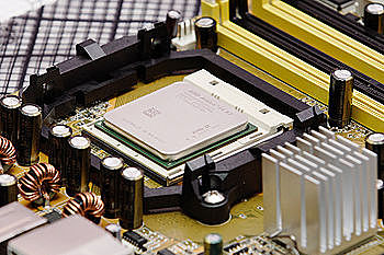 Inventan el microprocesador Intel