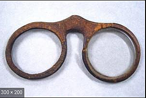 Eyeglasses