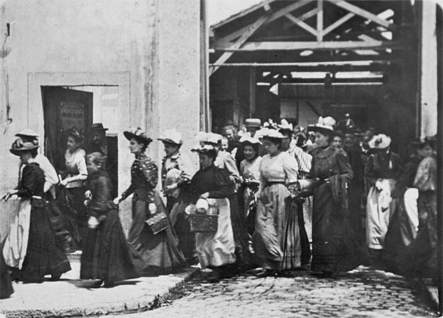 Workers Leaving the Lumière Factory In Lyon