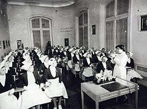 EVOLUCIÓN DE ENFERMERÍA