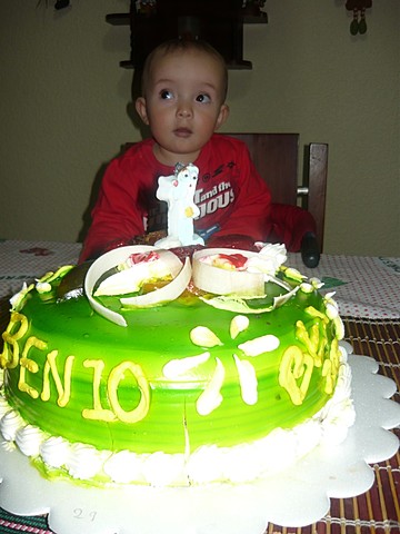SU PRIMER AÑITO