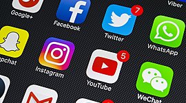 Timeline: Redes sociales