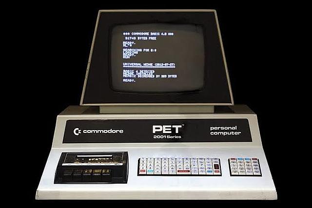COMMODORE PET
