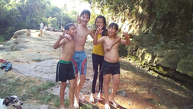 ME BAÑE EN LA ANGULA