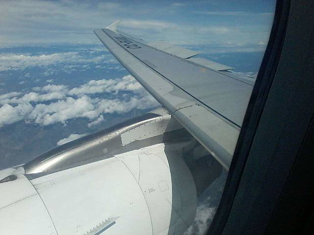VIAJE POR PRIMERA VEZ EN AVIÓN