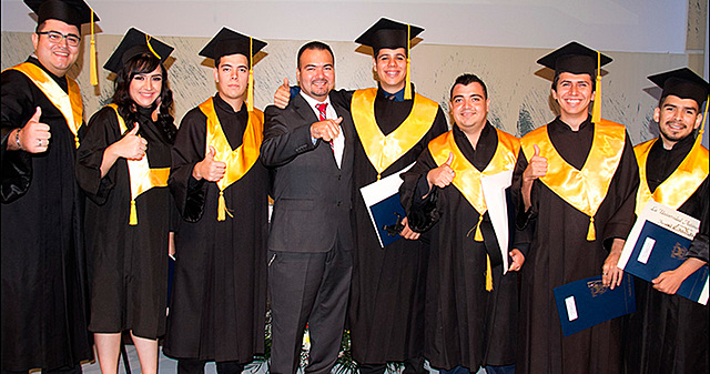 Educación Superior Completa