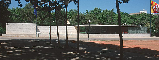 Pavillon de Barcelone (architecture)