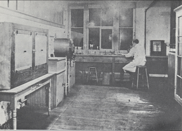 Opening of the University of Toronto’s “Antitoxin Laboratory in the Department of Hygiene”