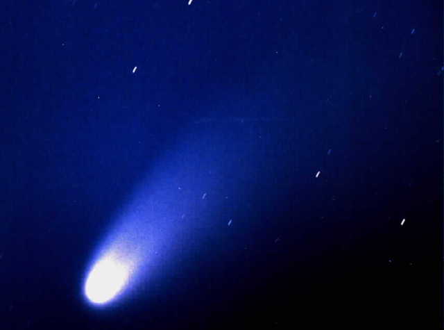 Hale-Bopp Comet Passover