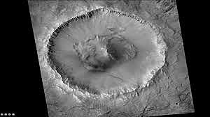 Se pone el nombre de Arandas a un cráter.