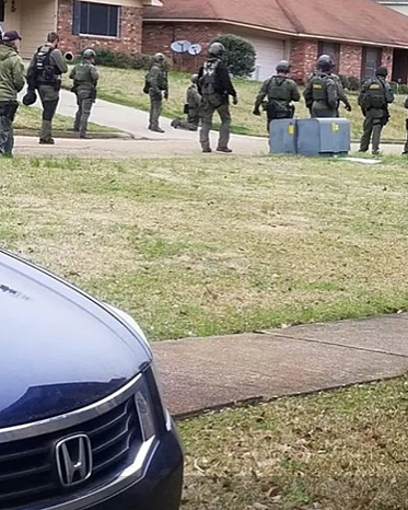 4 hostages killed during Mississippi standoff; shooting suspect also dead.
