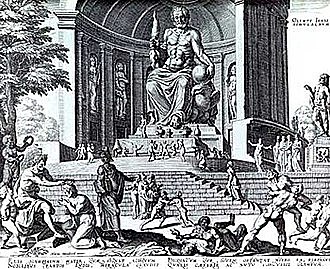 EFIALTES INTRODUCE REFORMAS