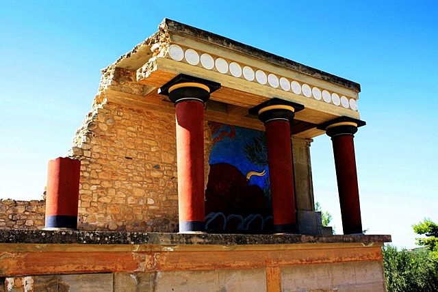 Creación del palacio de Cnoso