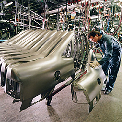 Energy-storing Body Panels