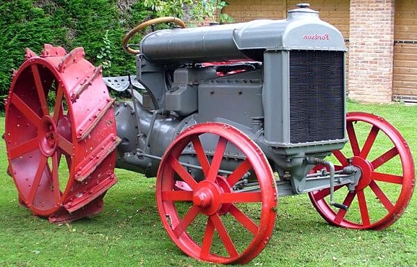 fabrica en serie el Fordson