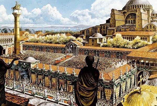 Traslado del imperio a Constantinopla.