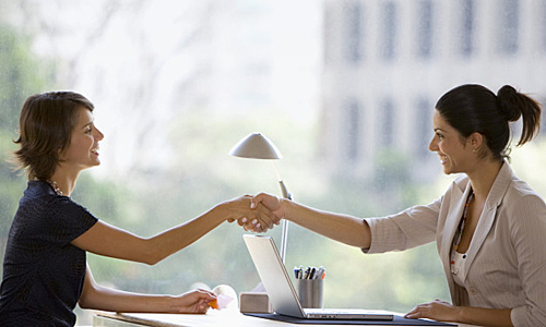 Acercamiento con las autoridades