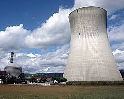 El uso de la energía atómica y los efectos de la radiación