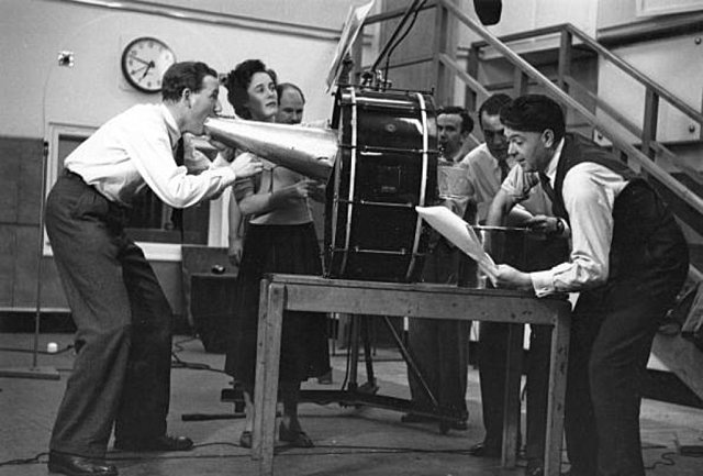 Transmisión de radio llamada “La guerra de los mundos