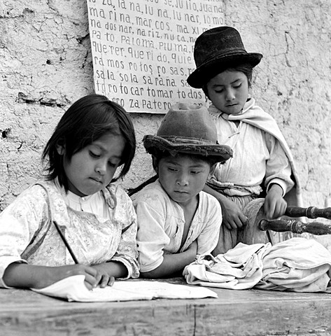 Educación ASAMBLEA POPULAR 1970