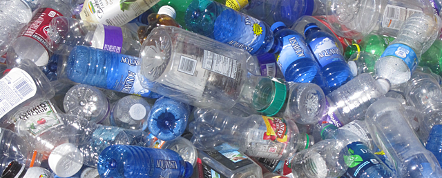 Se recolectan 5602 Kg de plástico