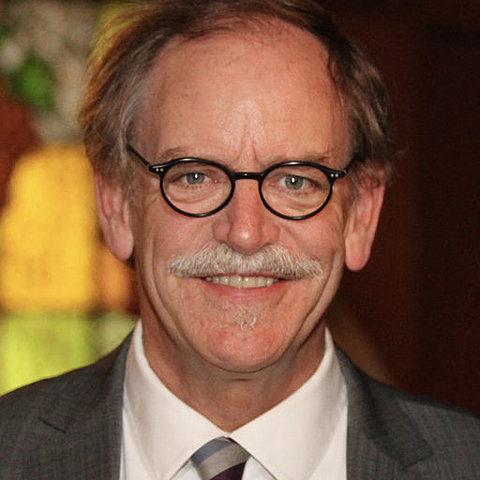 Thomas Mone Reprocho faltas de administración y liderazgo.