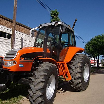 Timeline: HISTORIA DEL TRACTOR