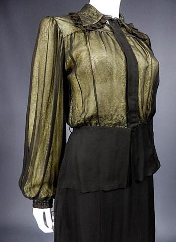 robe Circa de Madeleine Vionnet, 1940, crèpe de soie
