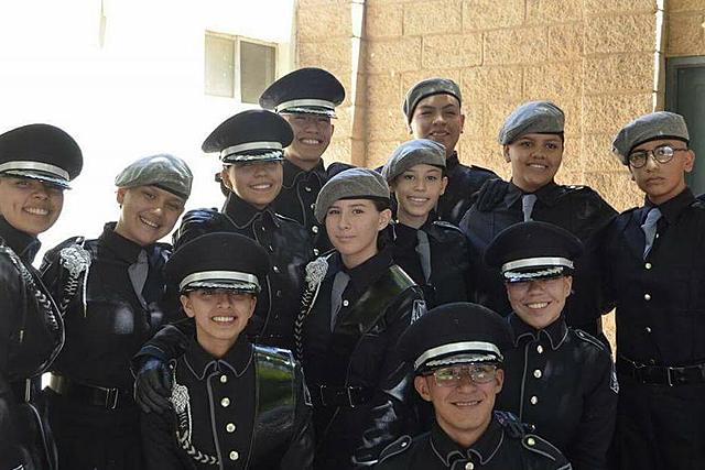 entré a la escolta zorros