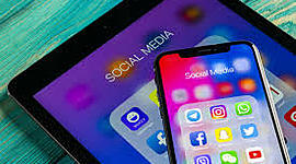 Timeline: Redes Sociales