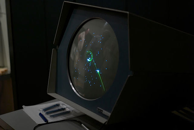 PRIMER JUEGO :SPACEWAR